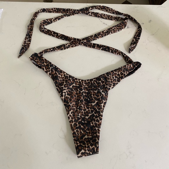 MATTE COLLECTION Leopard Print Wrap Around Bikini Bottom XL - Picture 2 of 12